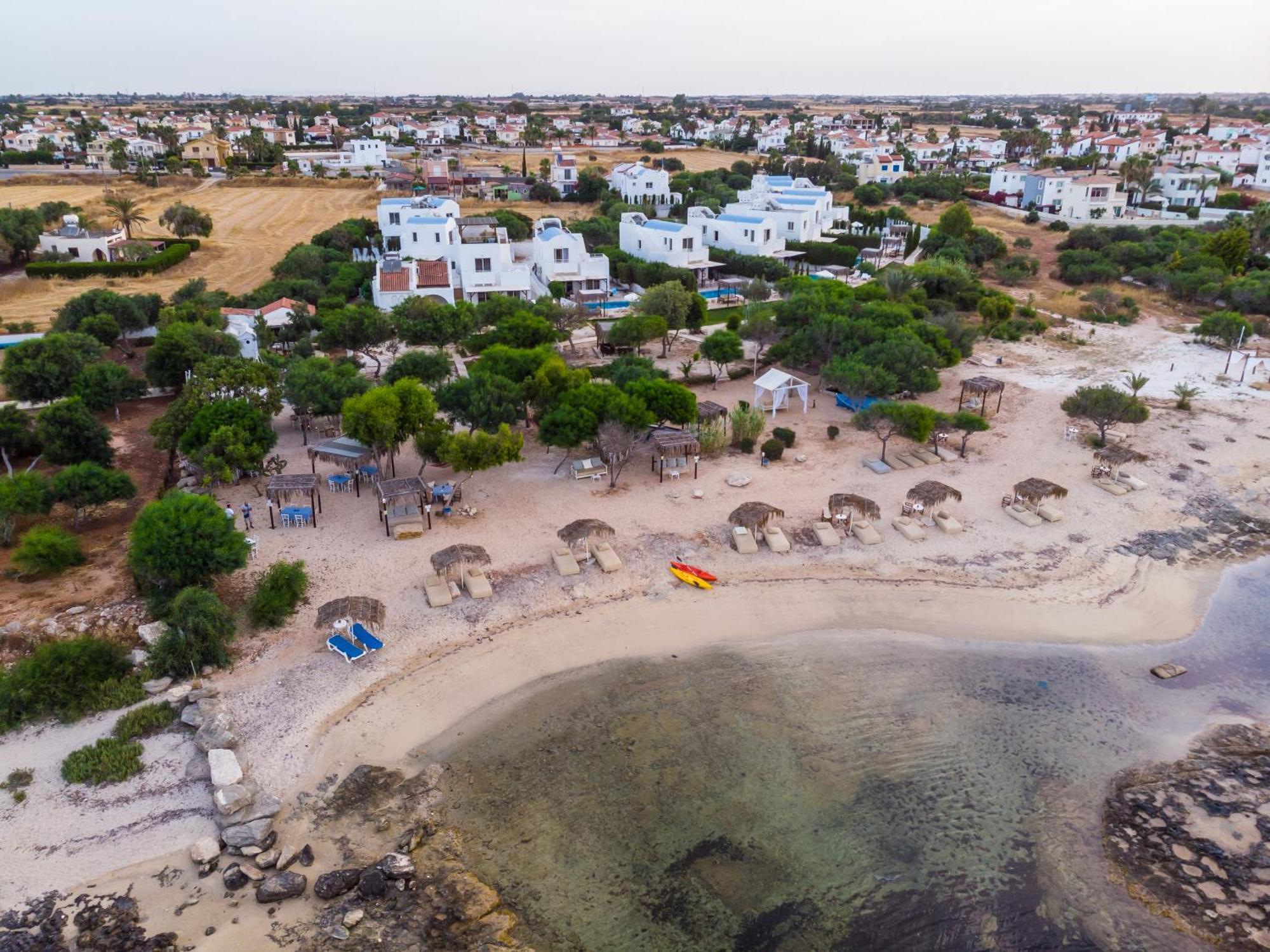 Thalassines Villas Agia Napa Buitenkant foto