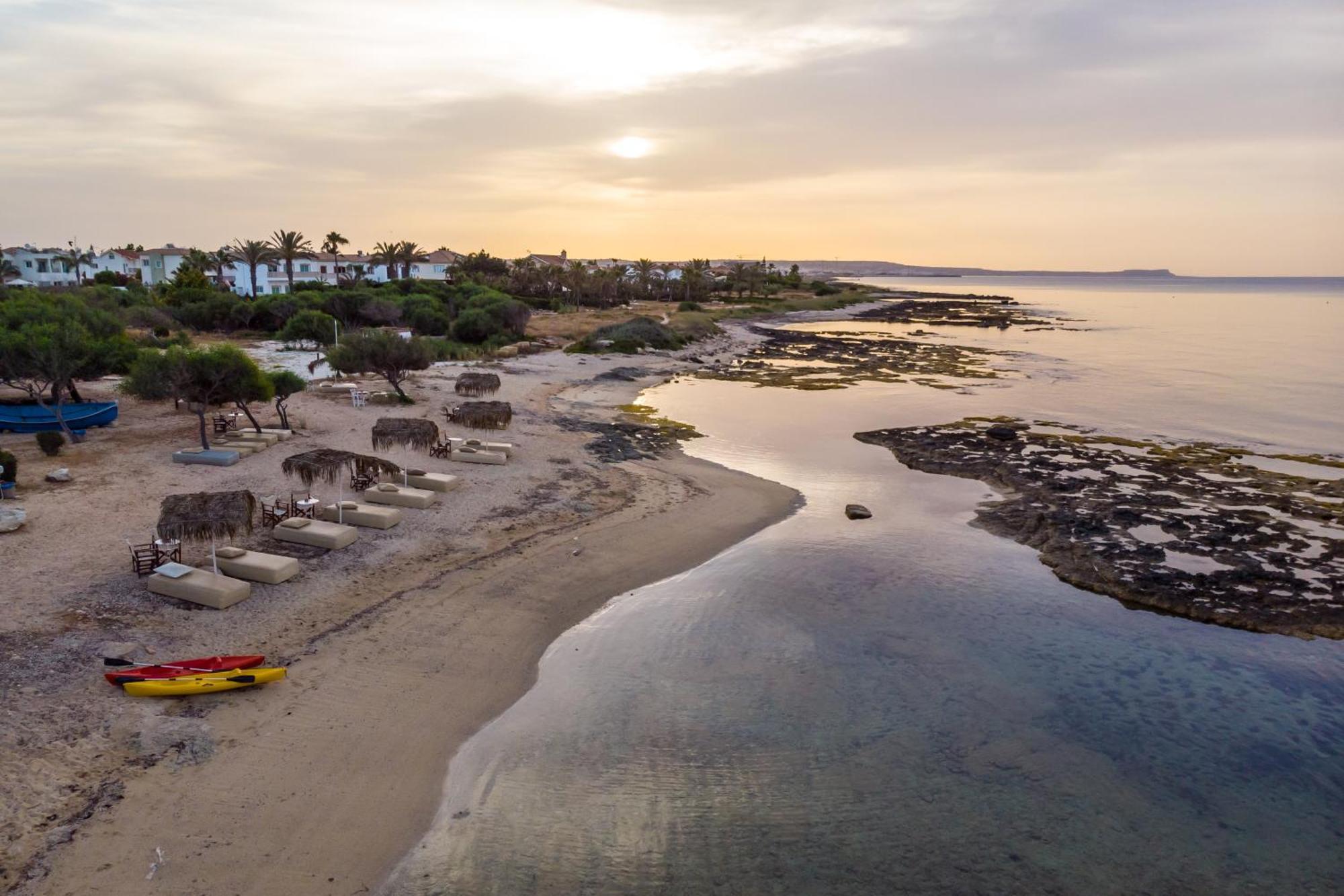 Thalassines Villas Agia Napa Buitenkant foto