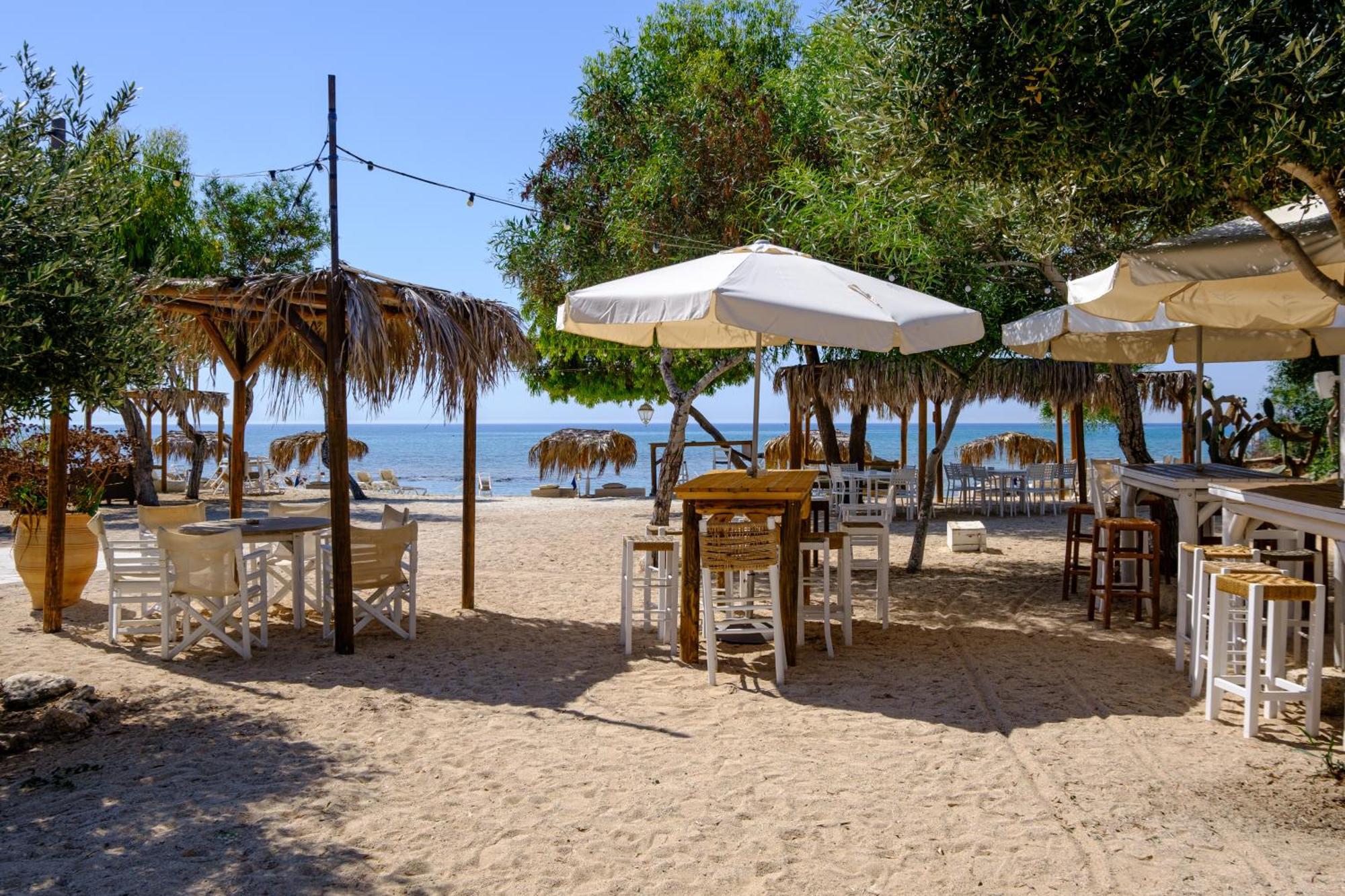 Thalassines Villas Agia Napa Buitenkant foto