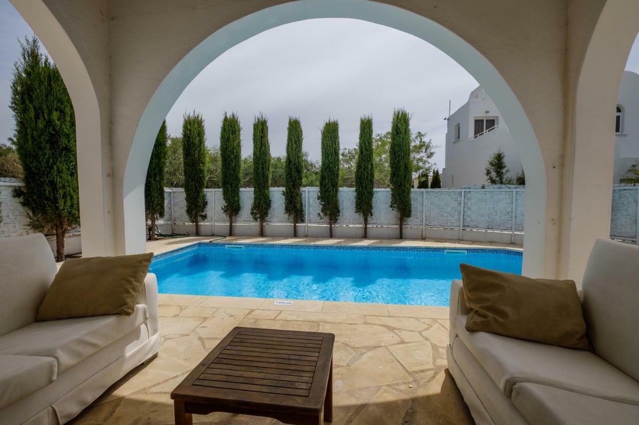 Thalassines Villas Agia Napa Buitenkant foto